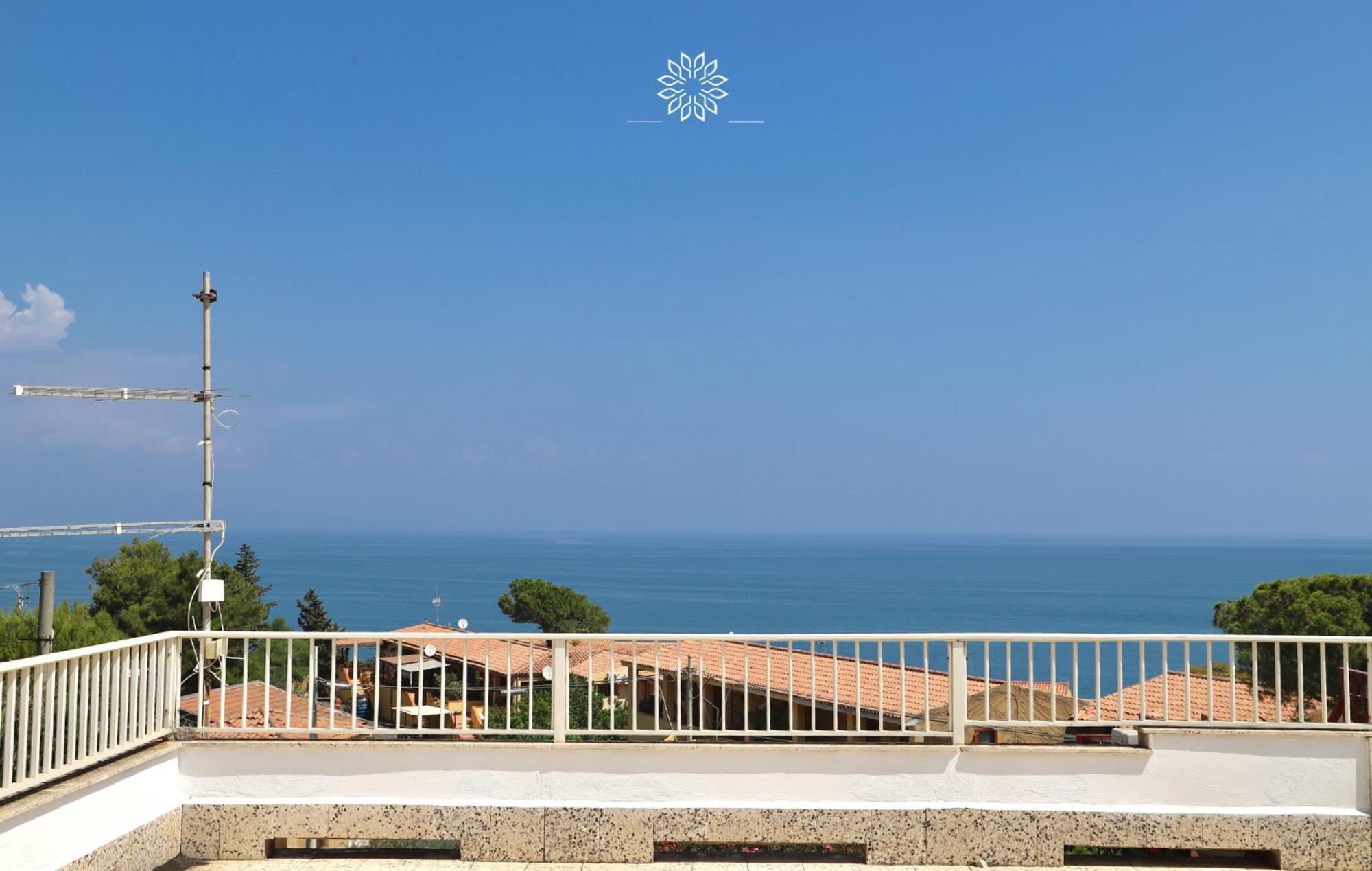 Вілла Casa Lucia Аньоне-Баньї Екстер'єр фото